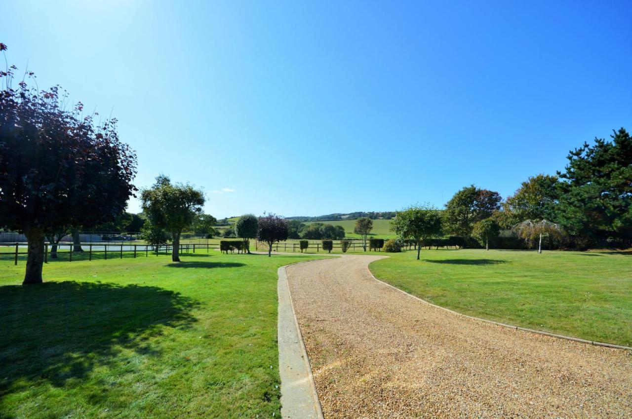 Rookley Farm Lodge Esterno foto